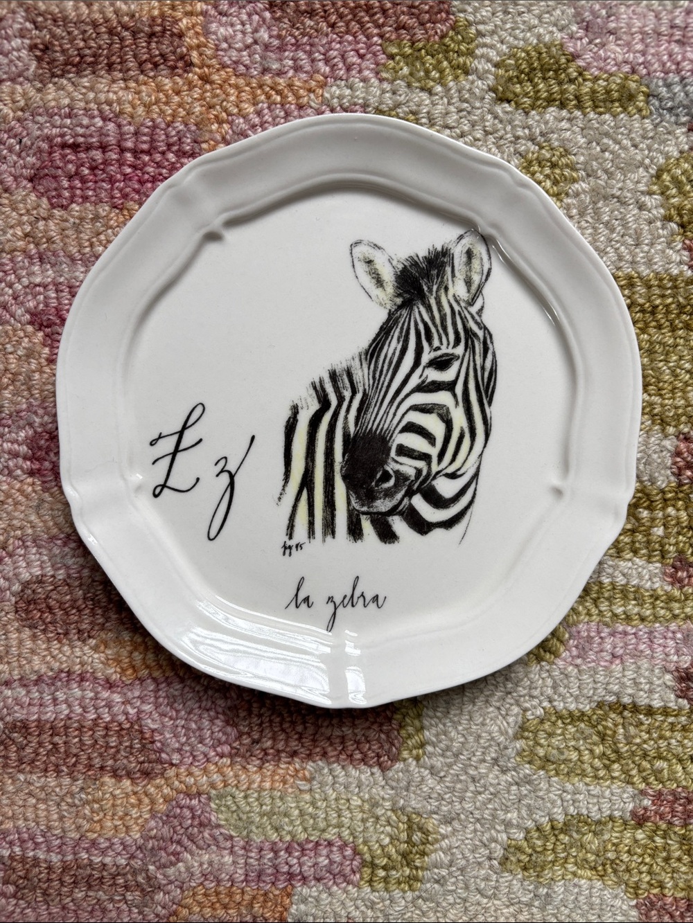🦓 ZEBRA Very Rare Anthropologie Calligrapher Monogram Canape Plate Z La Zebra